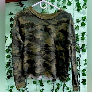 Comfy Camo Long sleeve crew neck